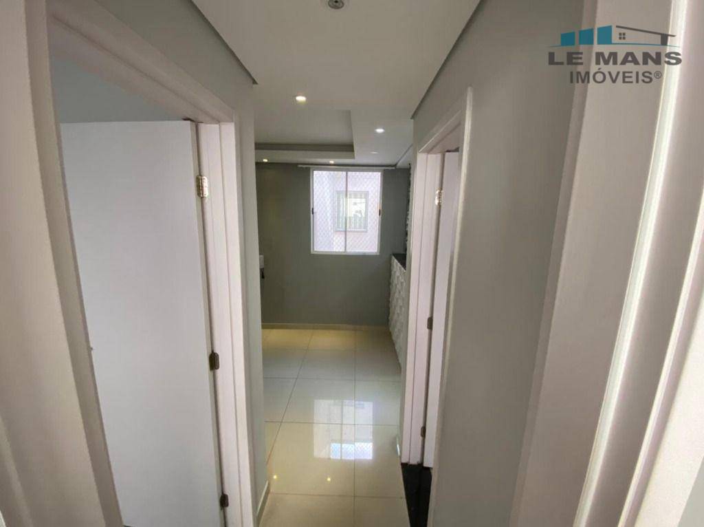 Apartamento à venda com 2 quartos, 45m² - Foto 3