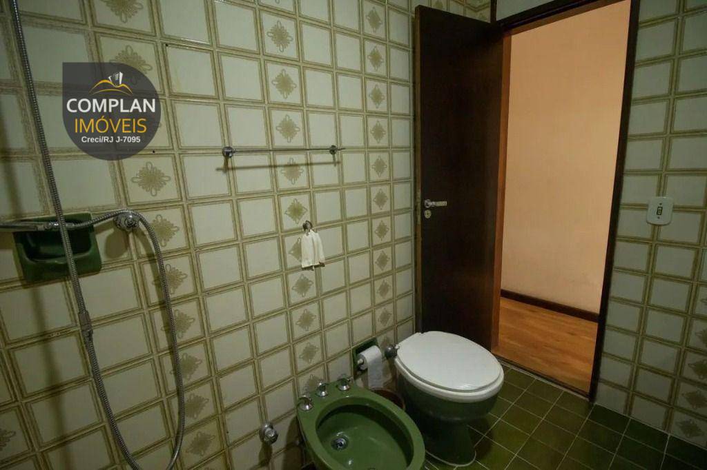 Apartamento à venda com 3 quartos, 112m² - Foto 29