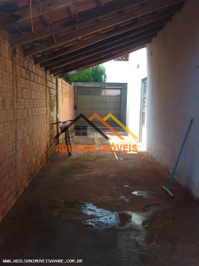 Casa à venda com 2 quartos, 200m² - Foto 4