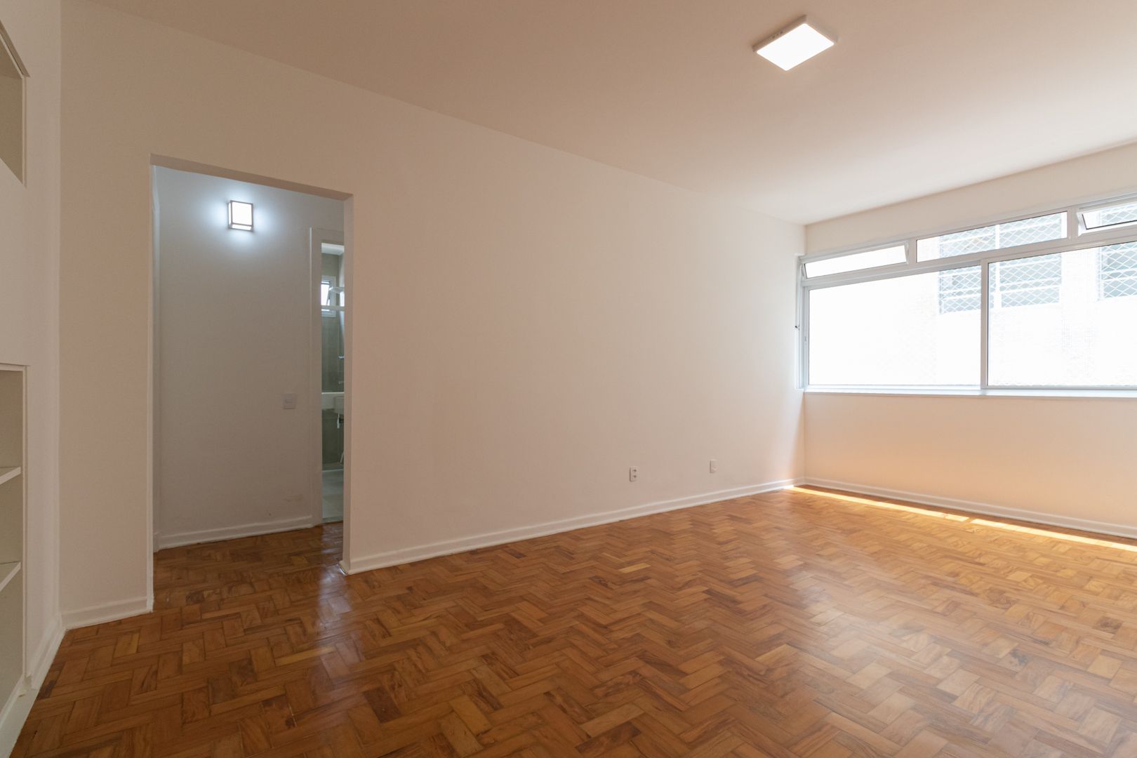 Apartamento à venda com 2 quartos, 86m² - Foto 1