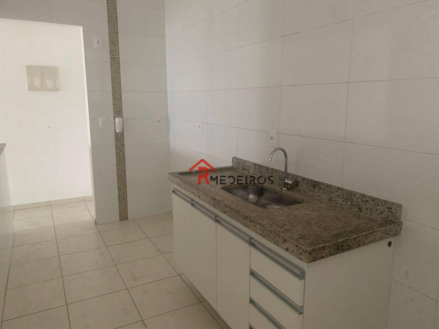 Apartamento à venda com 2 quartos, 80m² - Foto 10