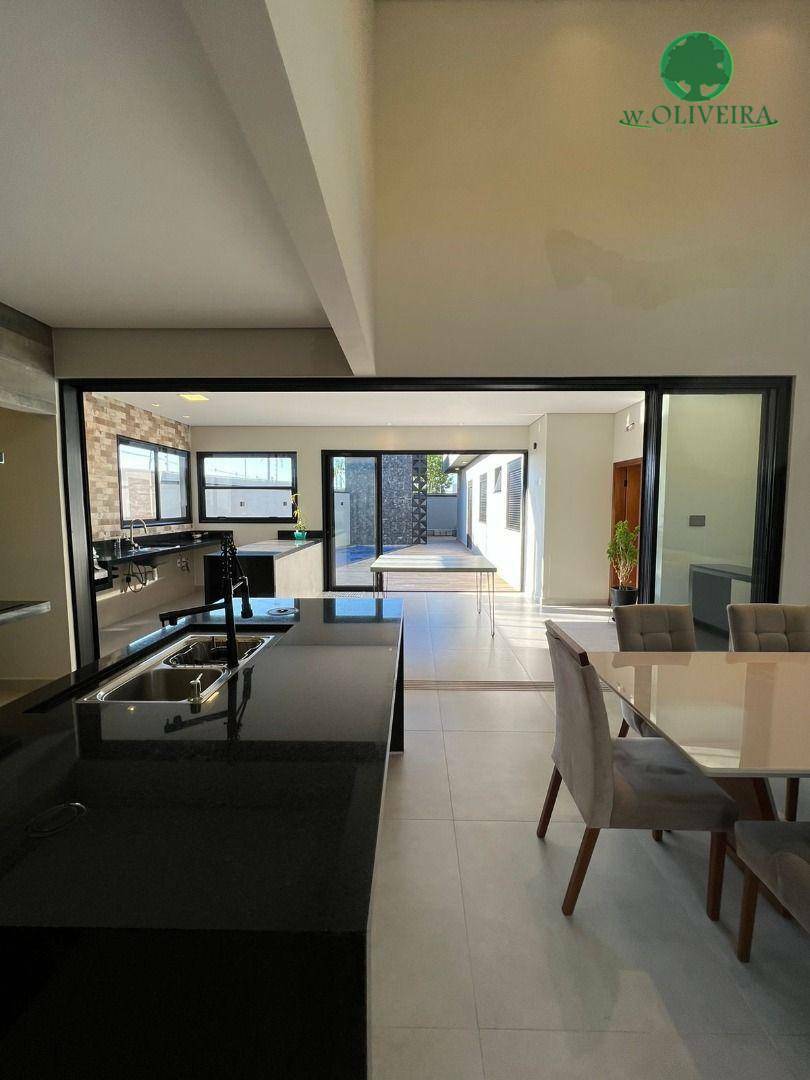 Casa de Condomínio à venda com 3 quartos, 207m² - Foto 6