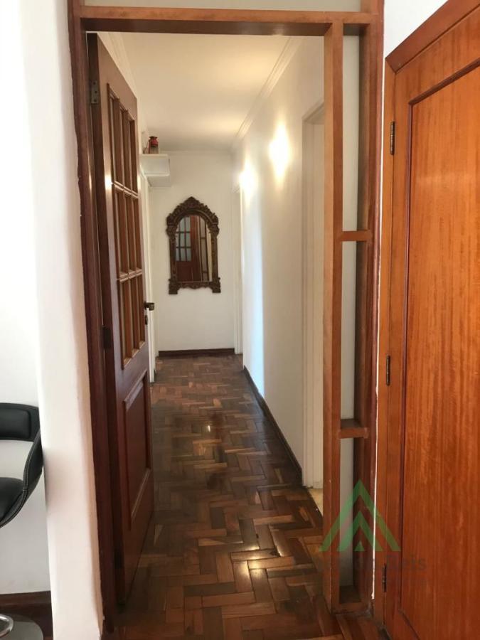 Apartamento à venda com 3 quartos, 180m² - Foto 5