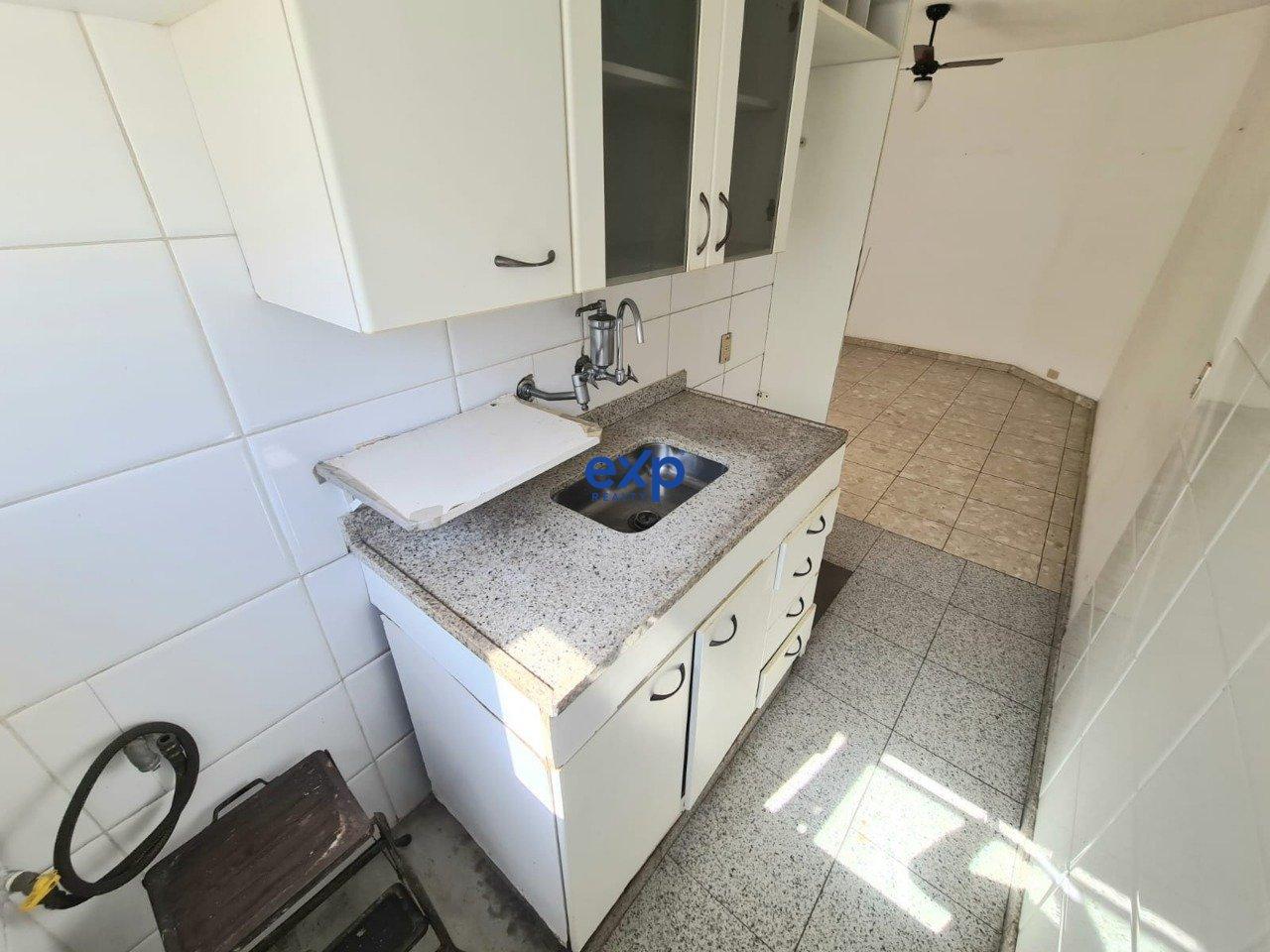 Apartamento à venda com 1 quarto, 50m² - Foto 11