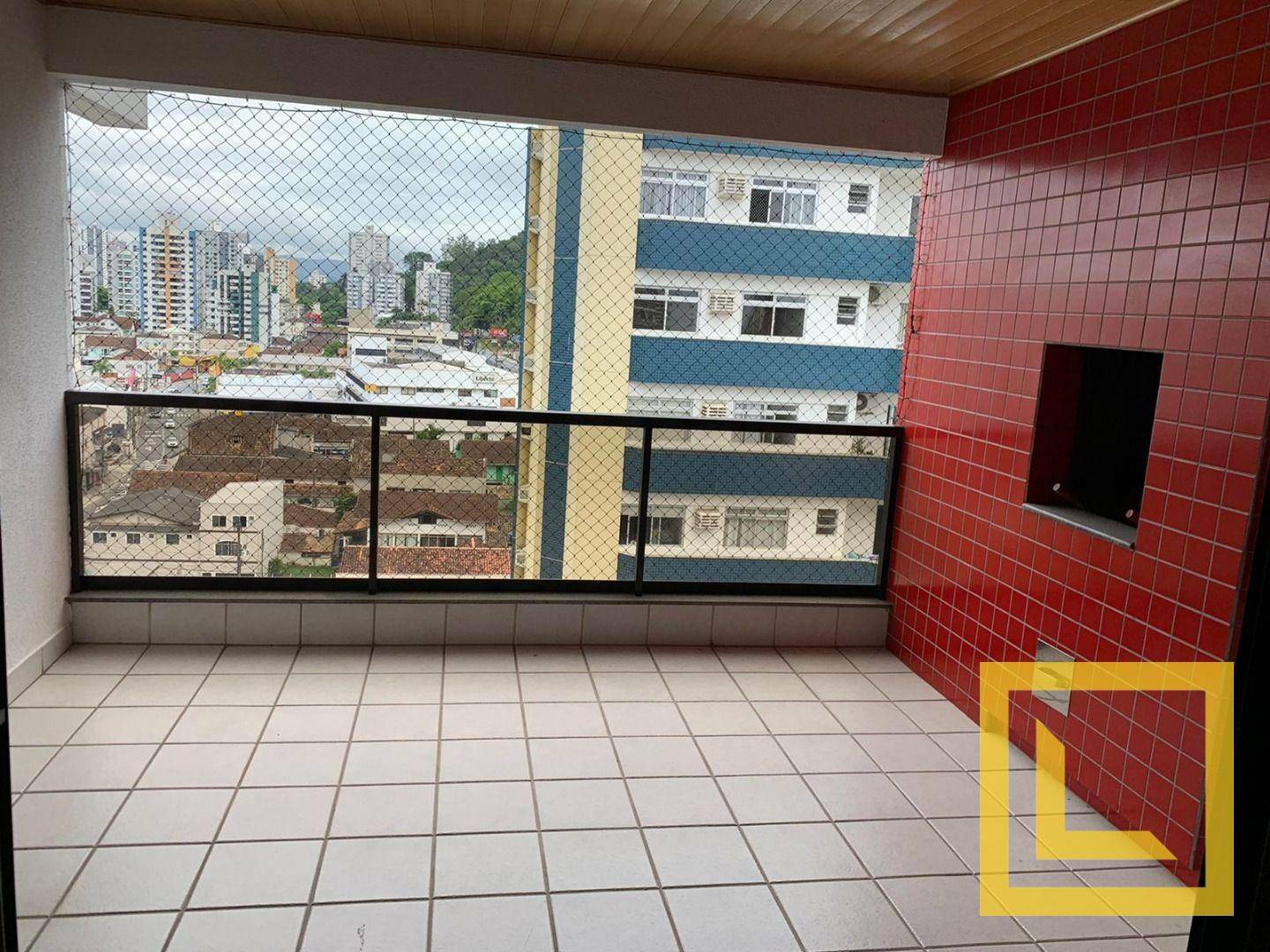 Apartamento à venda com 3 quartos, 144m² - Foto 2