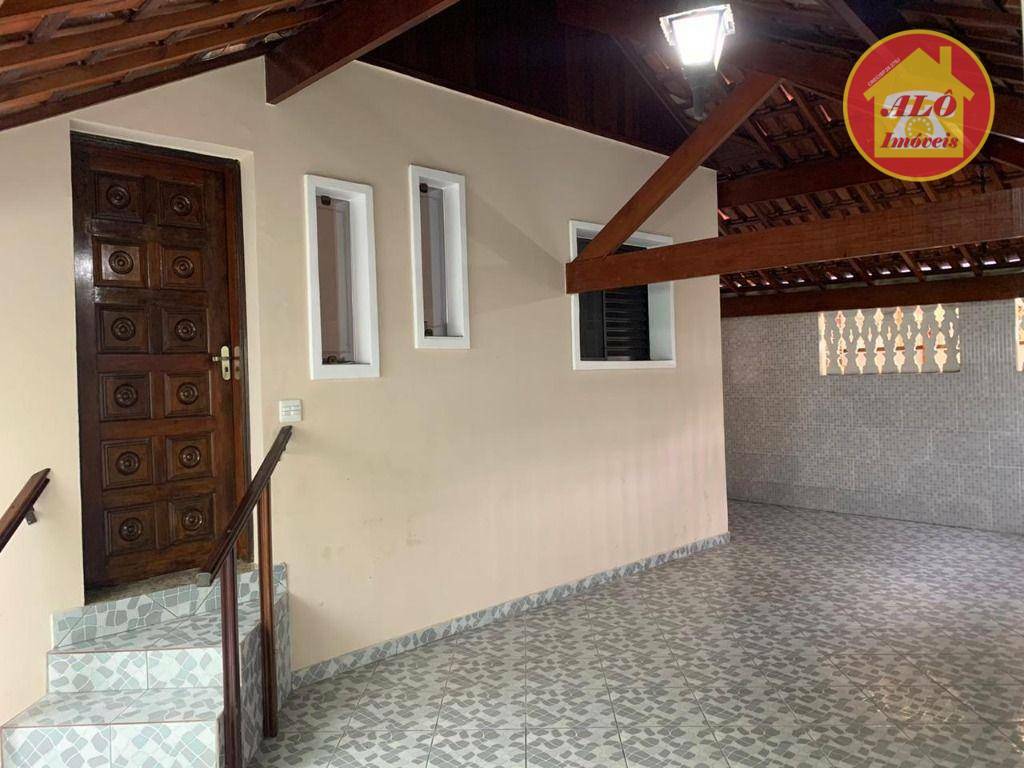 Casa à venda com 4 quartos, 200m² - Foto 4