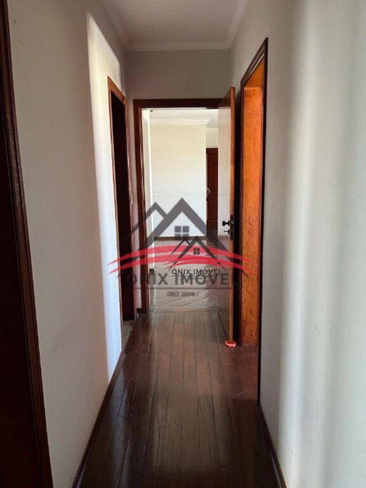 Apartamento à venda com 3 quartos, 105m² - Foto 3