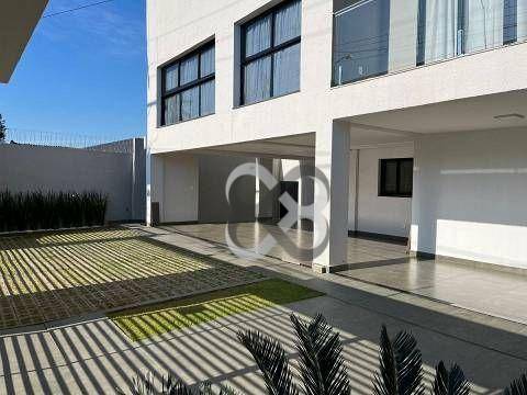 Casa à venda com 4 quartos, 390m² - Foto 2