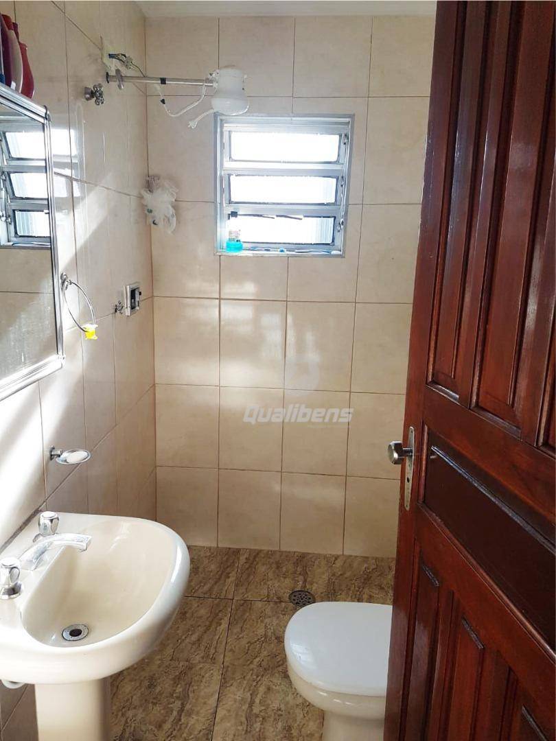 Casa à venda com 3 quartos, 180m² - Foto 16