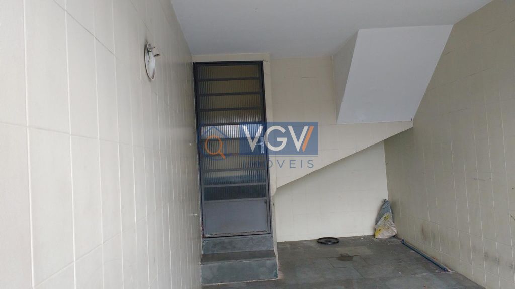 Sobrado para alugar com 2 quartos, 60m² - Foto 3