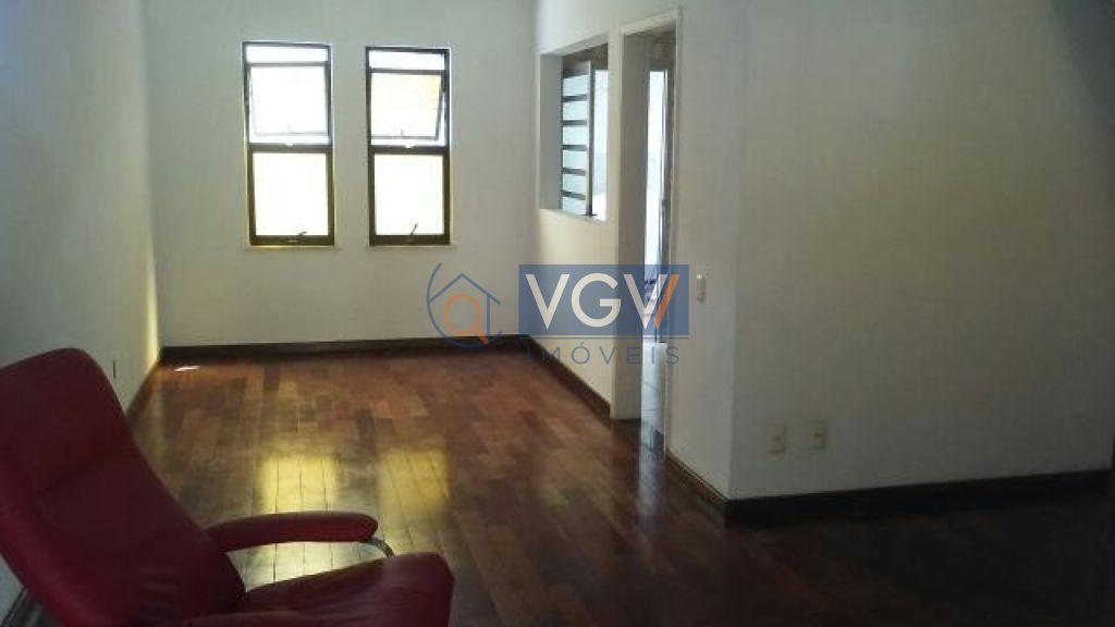 Casa à venda com 3 quartos, 99m² - Foto 2