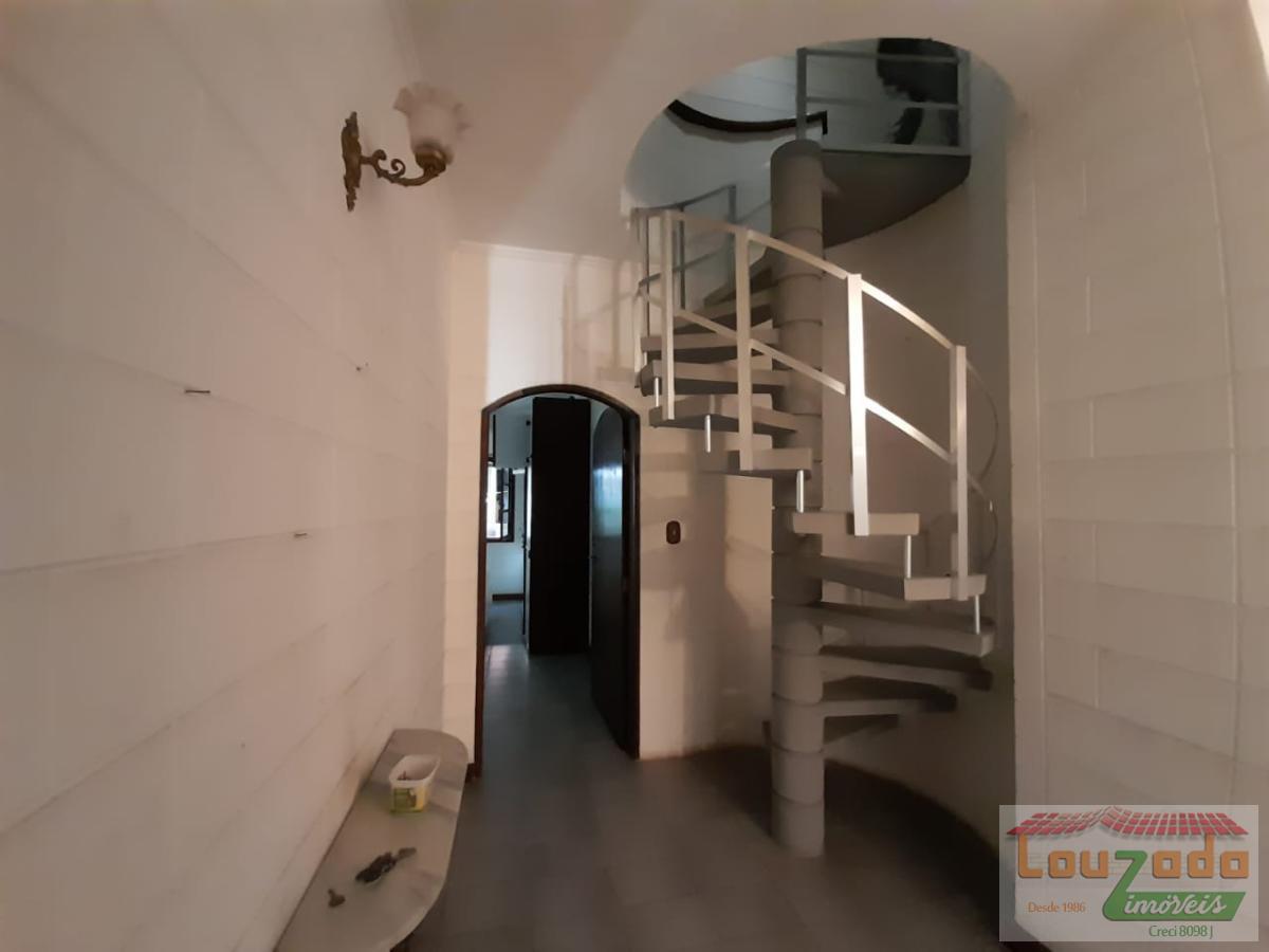 Casa à venda com 4 quartos, 345m² - Foto 7