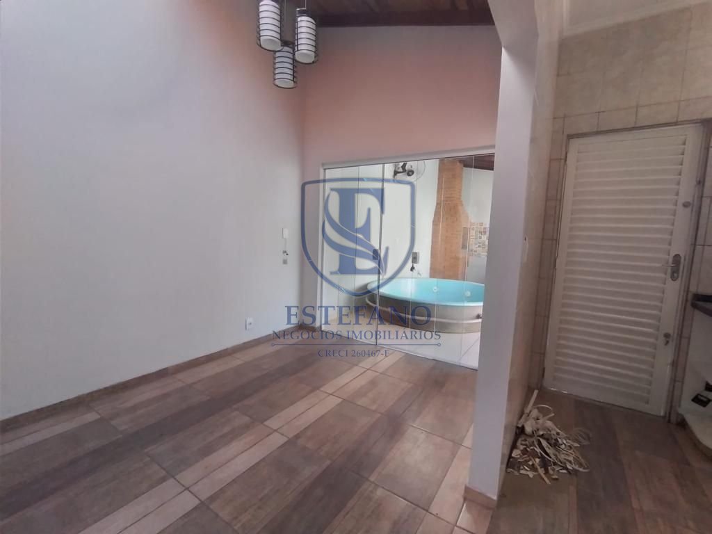 Casa à venda com 3 quartos, 264m² - Foto 14