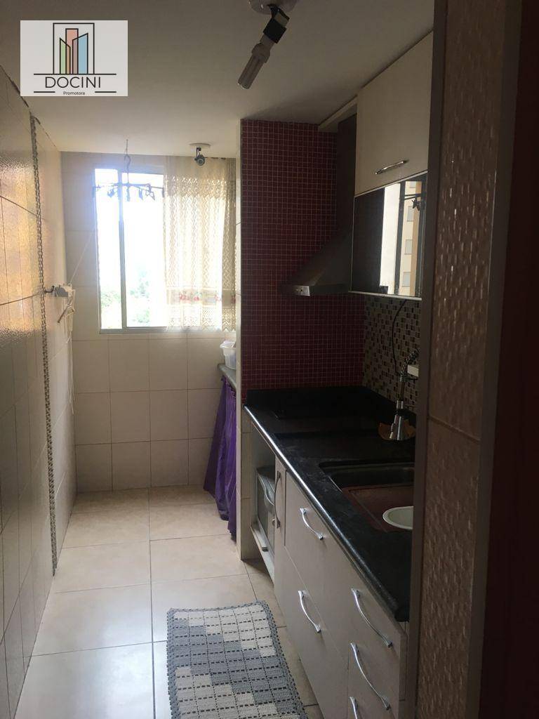 Apartamento à venda com 2 quartos, 47m² - Foto 2