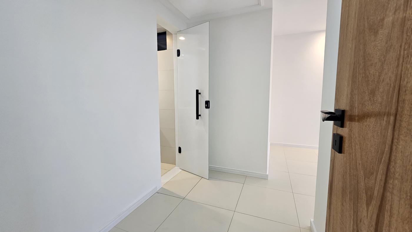 Apartamento à venda com 3 quartos, 105m² - Foto 11