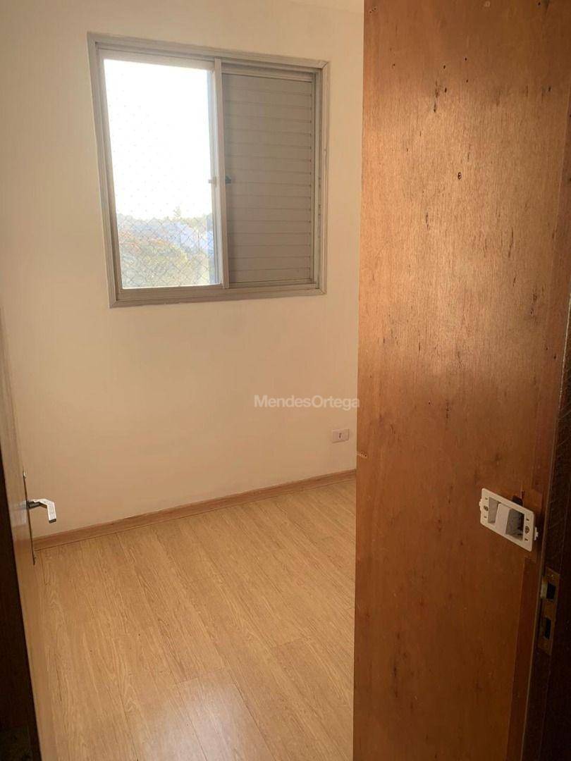 Apartamento para alugar com 3 quartos, 65m² - Foto 8