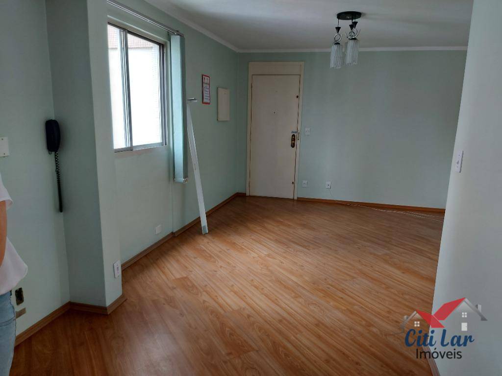 Apartamento para alugar com 2 quartos, 70m² - Foto 6