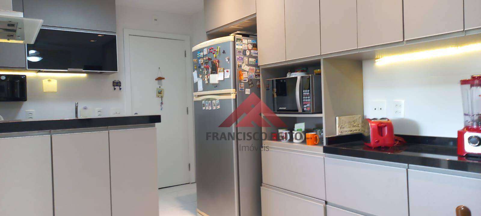 Apartamento à venda com 3 quartos, 230m² - Foto 10