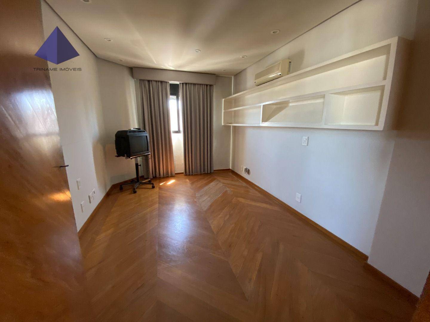 Apartamento à venda com 4 quartos, 274m² - Foto 9