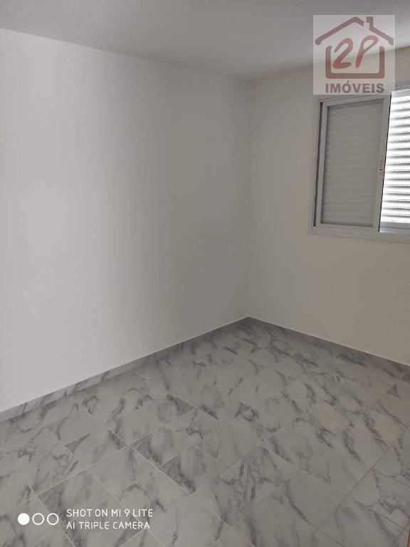 Apartamento à venda com 2 quartos, 48m² - Foto 2