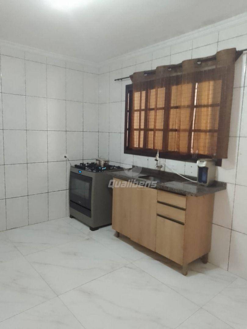 Casa para alugar com 2 quartos, 158m² - Foto 4