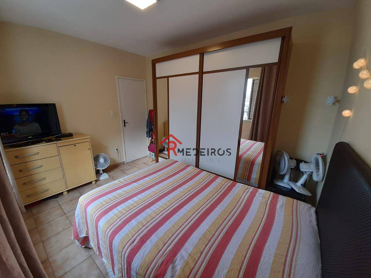 Apartamento à venda com 2 quartos, 55m² - Foto 8