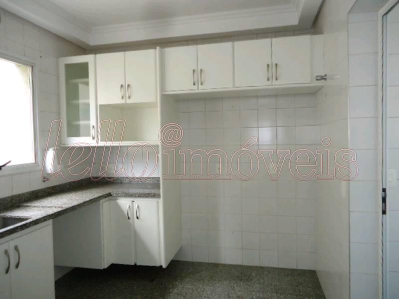 Apartamento para alugar com 3 quartos, 217m² - Foto 17