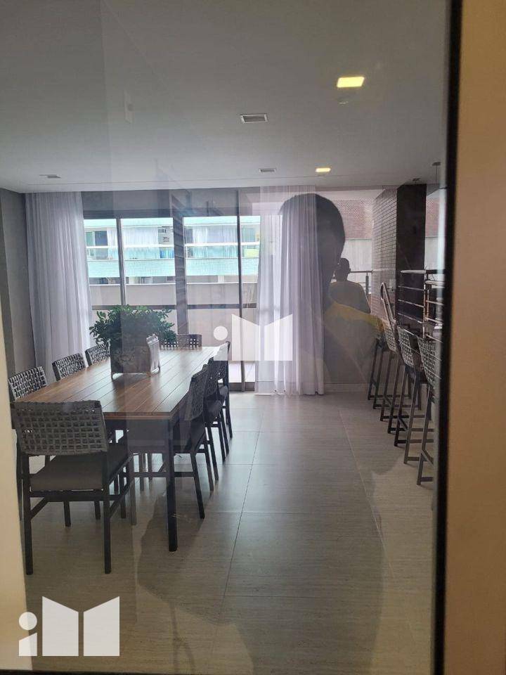 Apartamento à venda com 3 quartos, 101m² - Foto 19