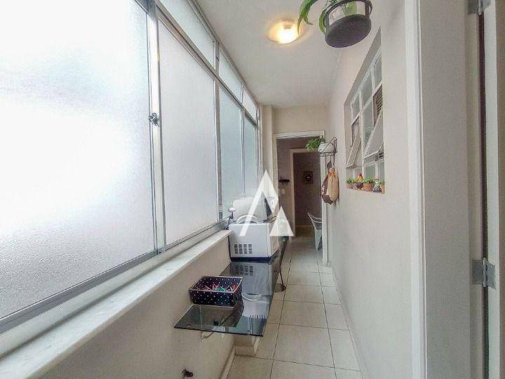 Apartamento à venda com 3 quartos, 85m² - Foto 11