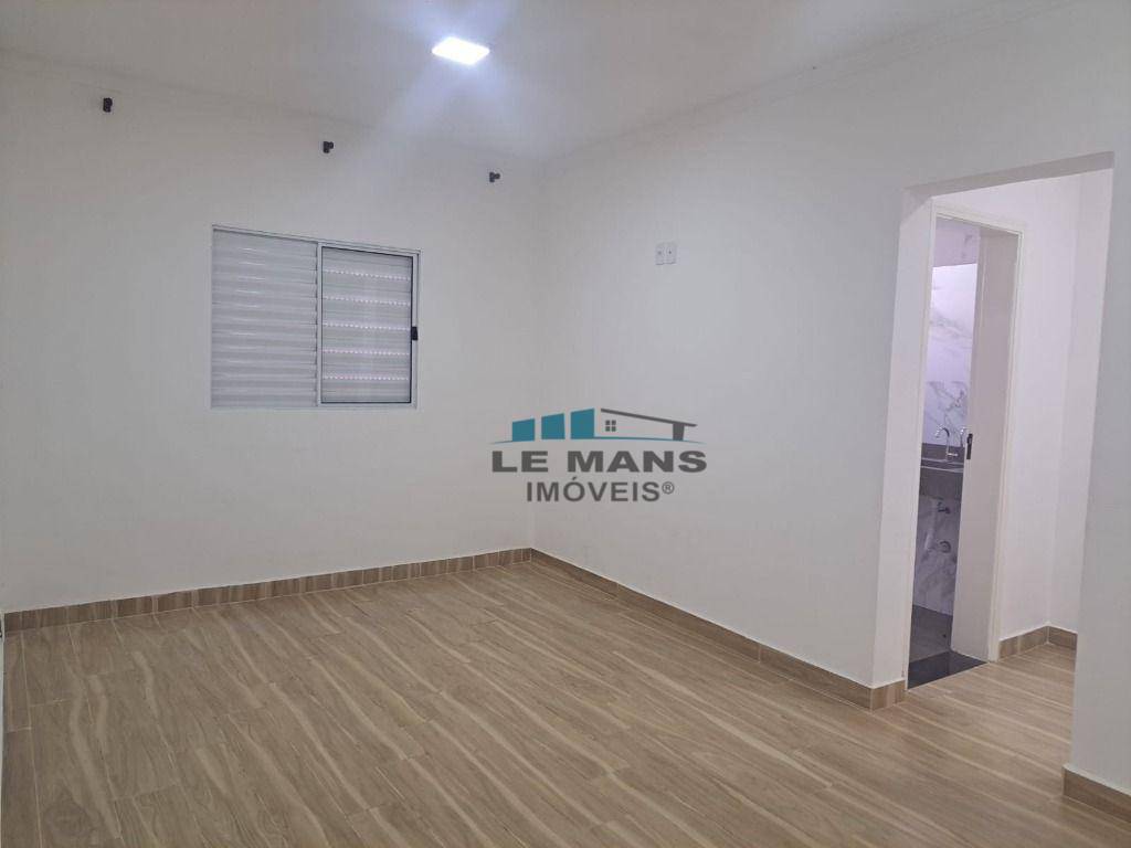 Casa à venda com 3 quartos, 180m² - Foto 10