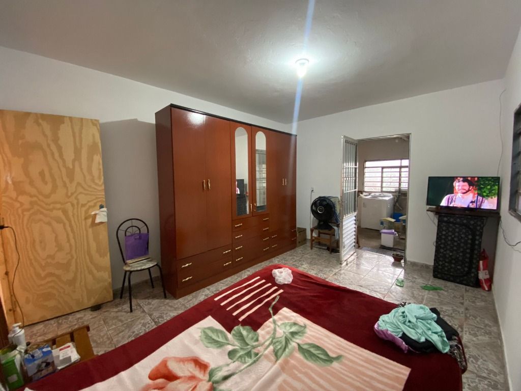 Sobrado à venda com 3 quartos, 100m² - Foto 2