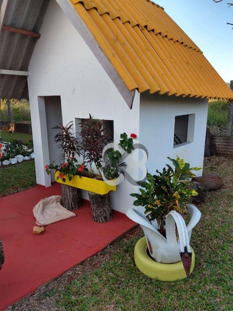 Chácara à venda com 3 quartos, 200m² - Foto 23