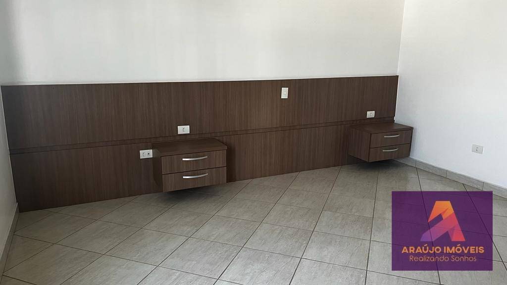 Casa de Condomínio à venda e aluguel com 3 quartos, 200m² - Foto 12