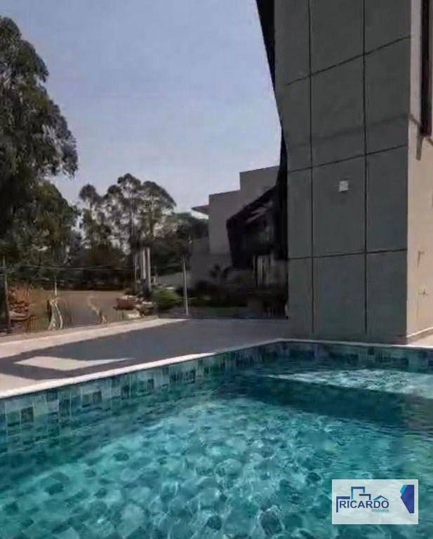 Sobrado à venda com 4 quartos, 360m² - Foto 5