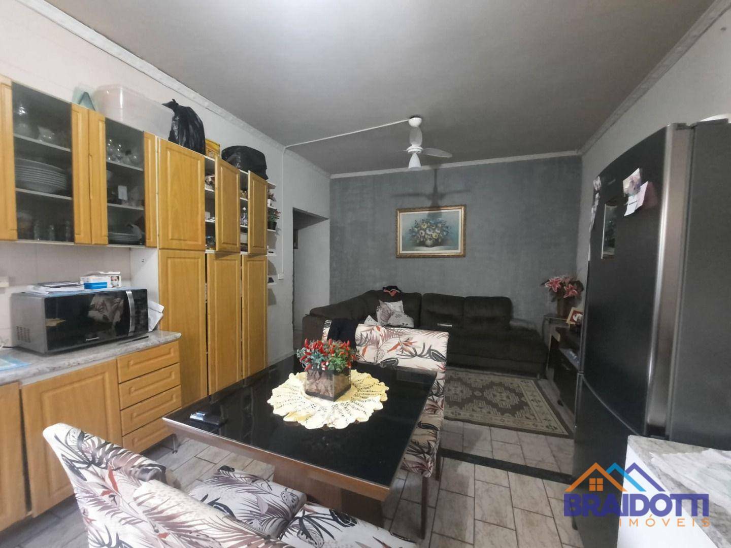 Casa à venda com 6 quartos, 300m² - Foto 29