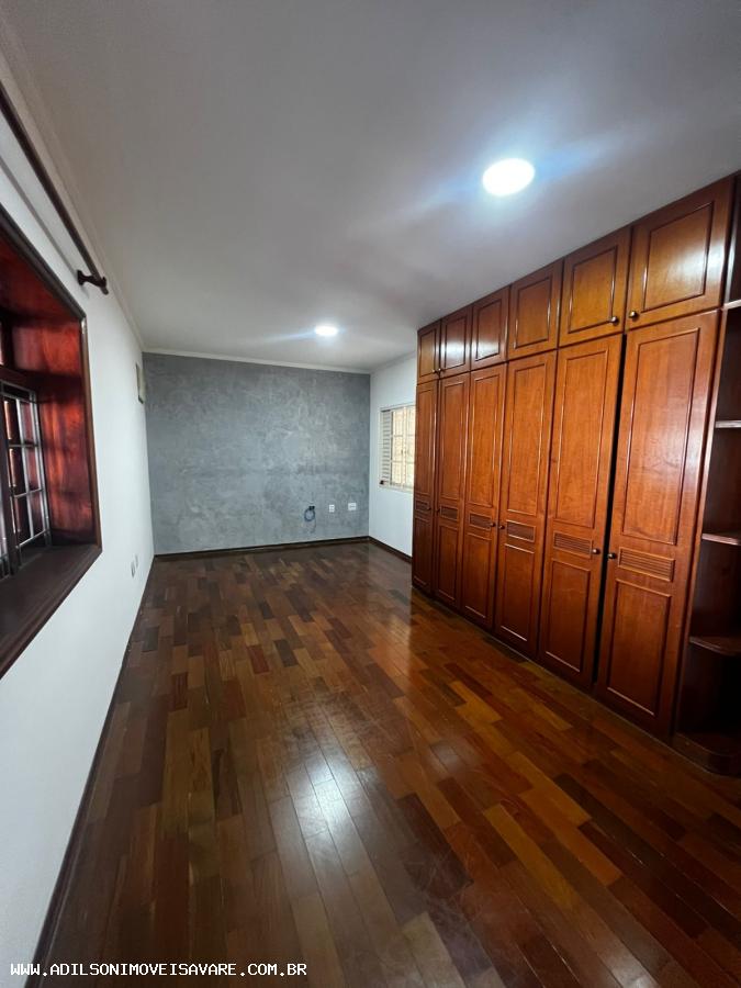 Casa à venda com 3 quartos, 428m² - Foto 7