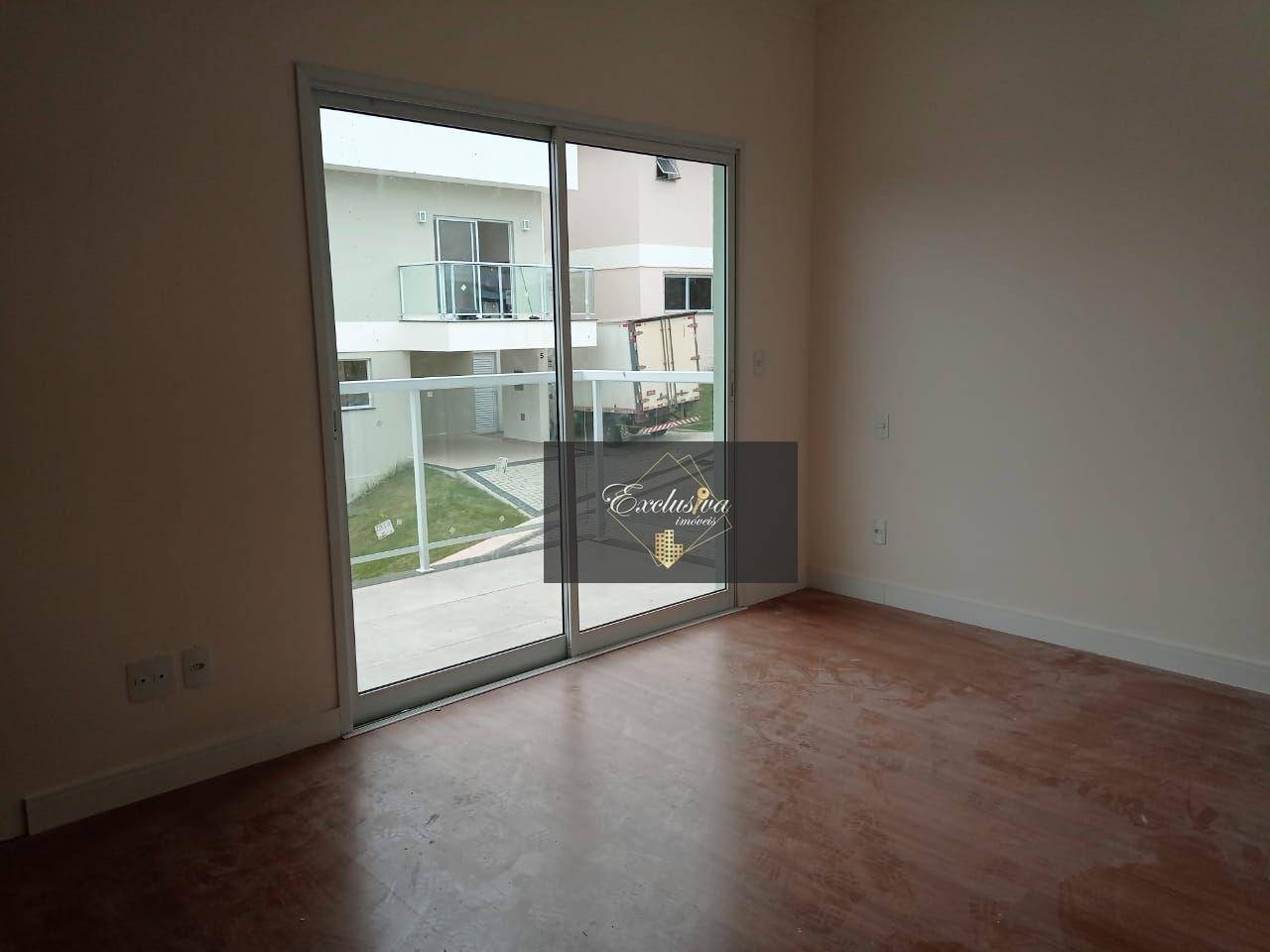 Casa à venda com 3 quartos, 122m² - Foto 8