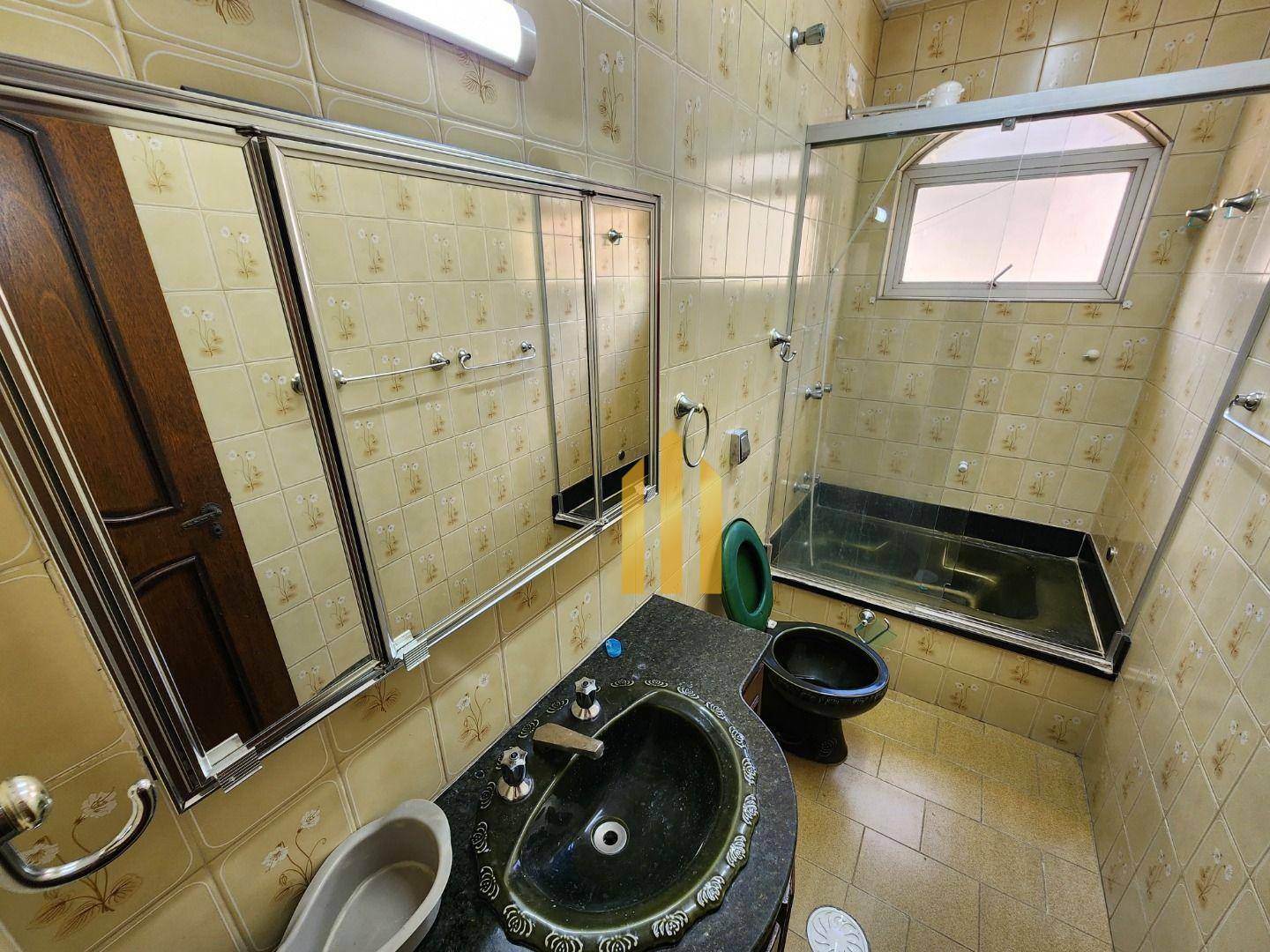 Sobrado à venda e aluguel com 4 quartos, 172m² - Foto 24