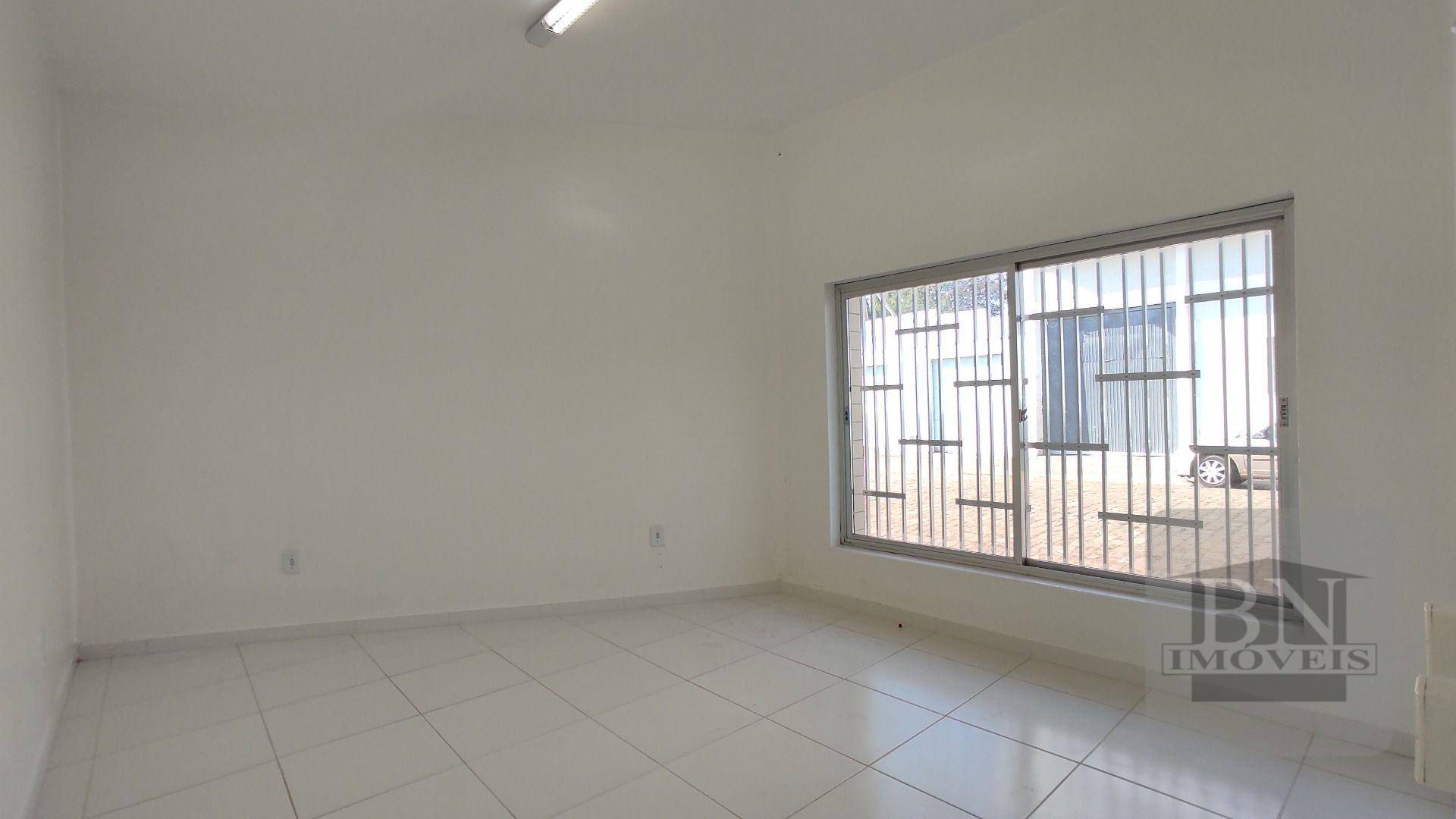 Loja-Salão para alugar, 111m² - Foto 3