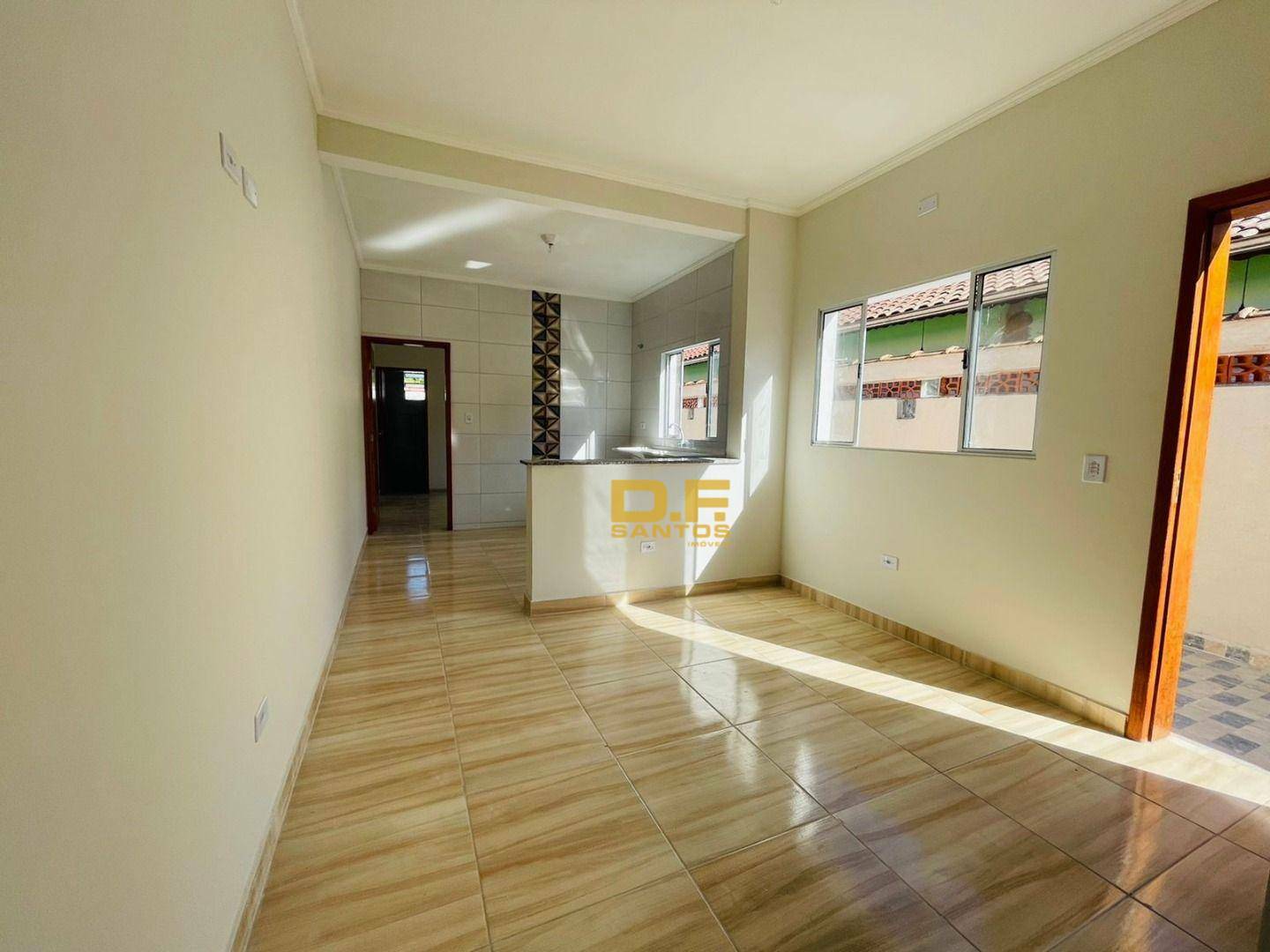 Casa à venda com 3 quartos, 80m² - Foto 2