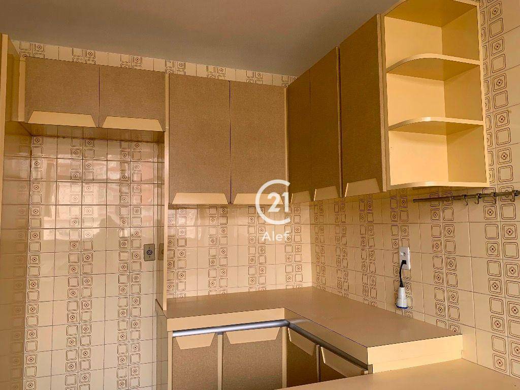 Apartamento à venda com 4 quartos, 240m² - Foto 9