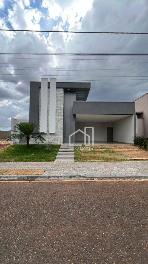 Casa de Condomínio à venda com 3 quartos, 210m² - Foto 1