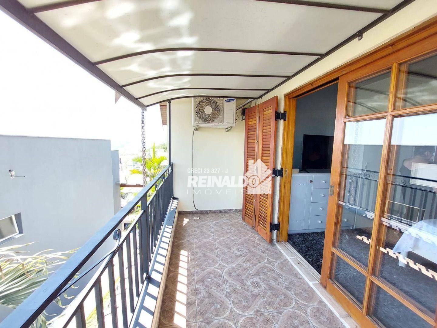 Casa de Condomínio à venda com 3 quartos, 334m² - Foto 35