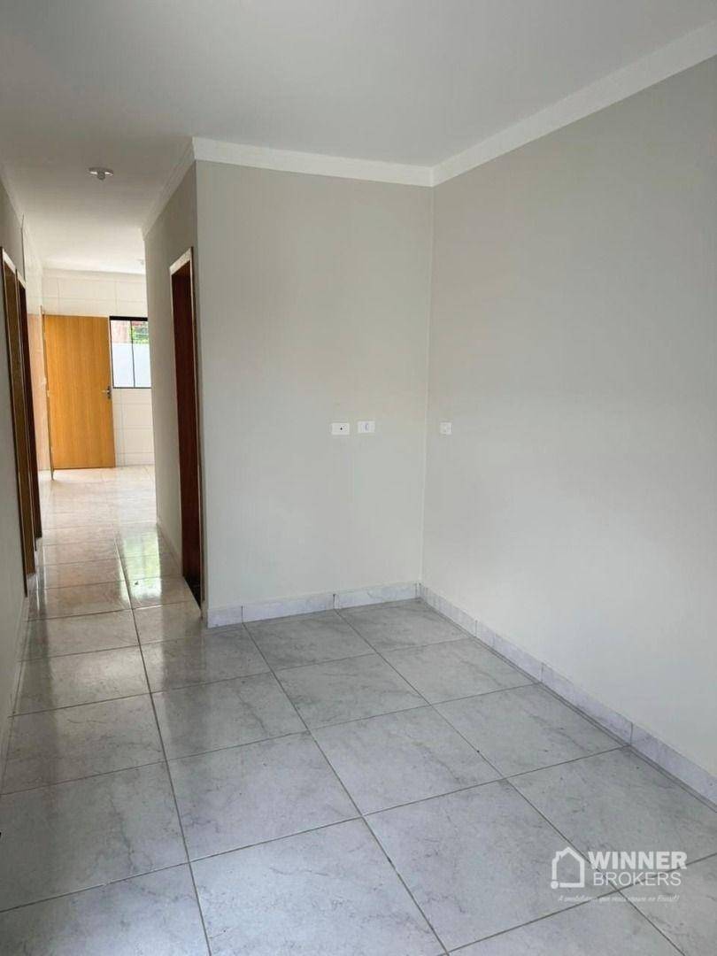 Casa à venda com 3 quartos, 69m² - Foto 5