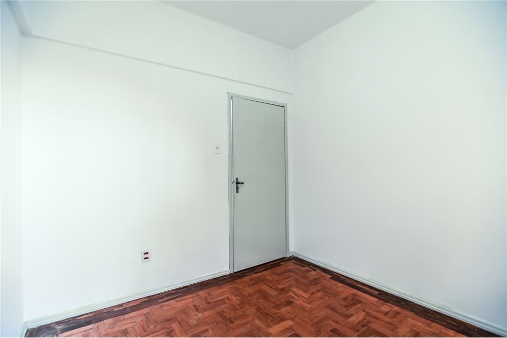 Apartamento à venda com 2 quartos, 60m² - Foto 12