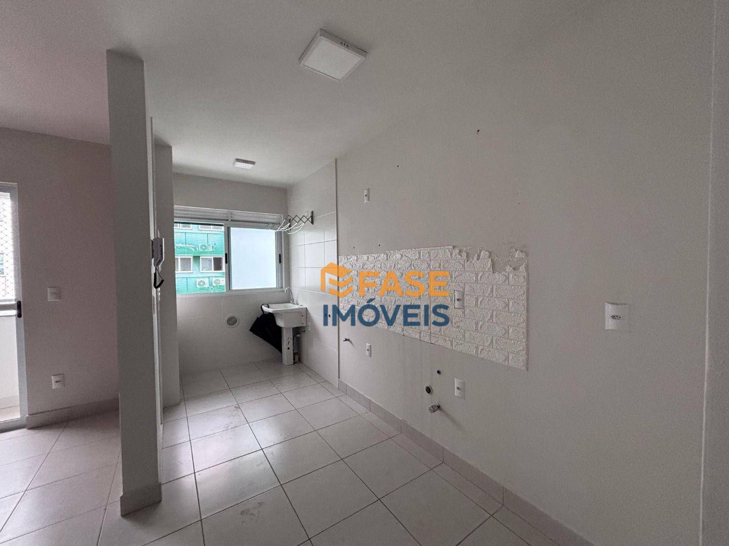 Apartamento à venda com 2 quartos, 61m² - Foto 3