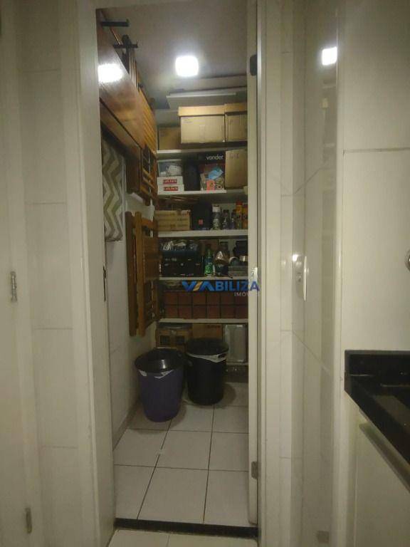 Apartamento à venda com 3 quartos, 137m² - Foto 46