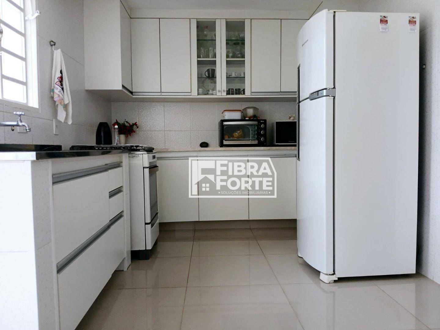 Casa à venda com 2 quartos, 158m² - Foto 6