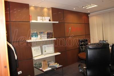 Conjunto Comercial-Sala para alugar, 333m² - Foto 1