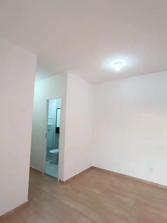 Apartamento à venda com 2 quartos, 57m² - Foto 2